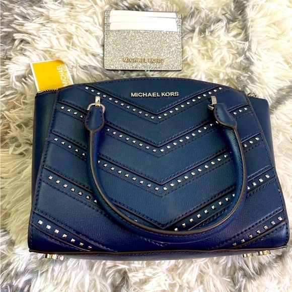 Michael Kors Handbags - Michael Kors Ellis Handbag & card holder